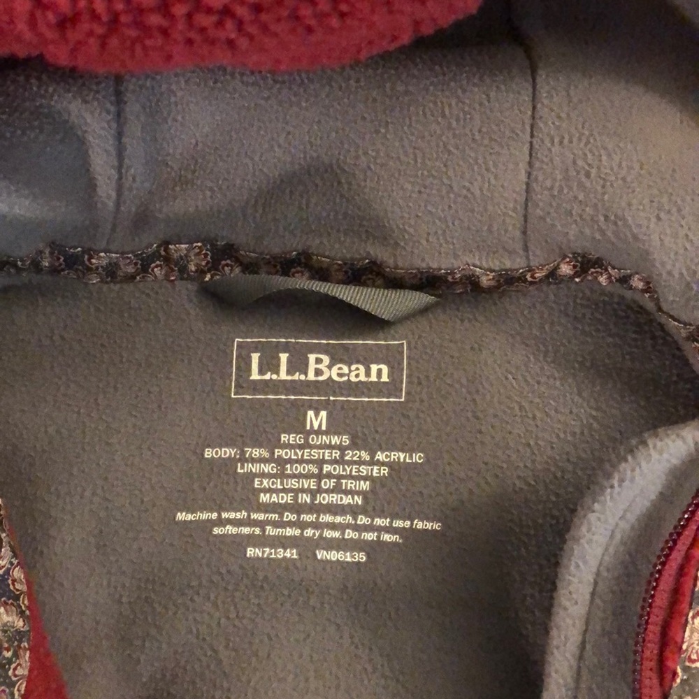 L.L.Bean Warm Zip Up Jacket, size Medium - Picture 5 of 6